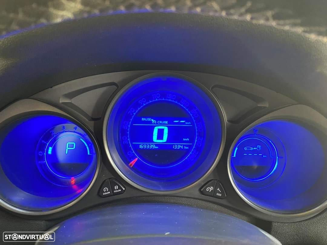 Citroën C4 1.6 BlueHDi Feel EAT6 - 20