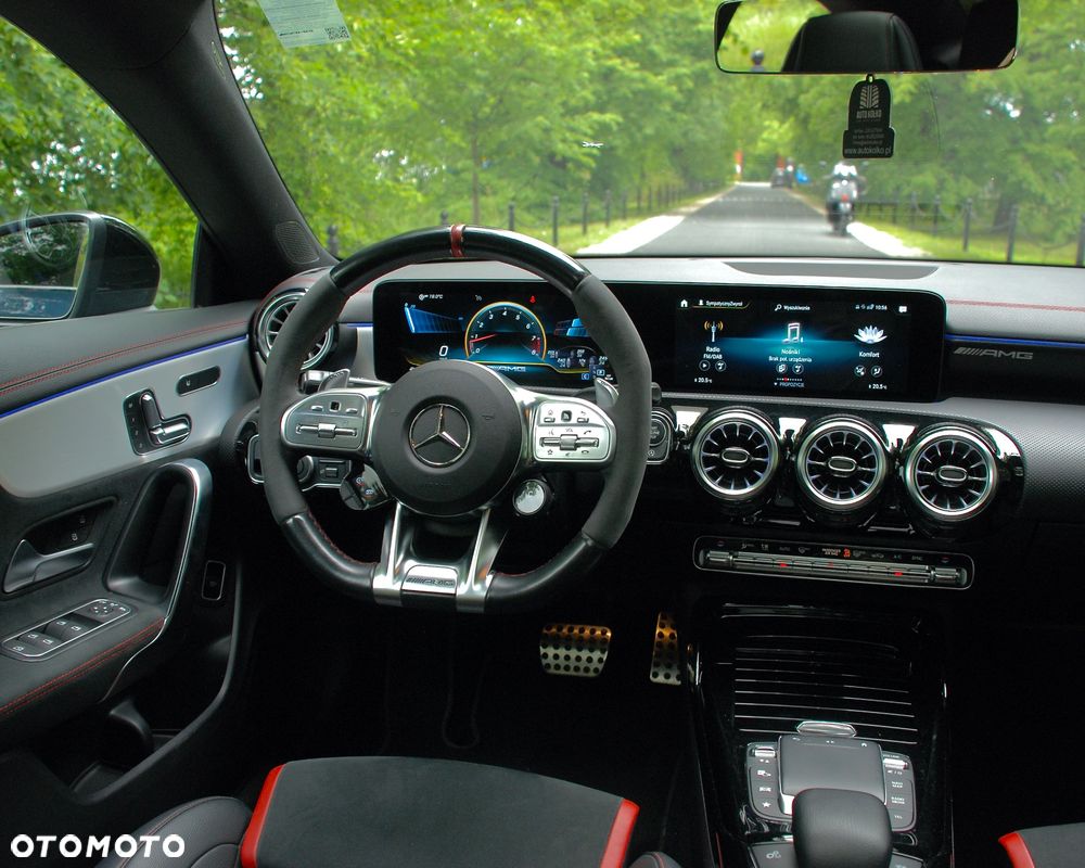Mercedes-Benz CLA AMG 45 S 4-Matic+ 8G-DCT - 36