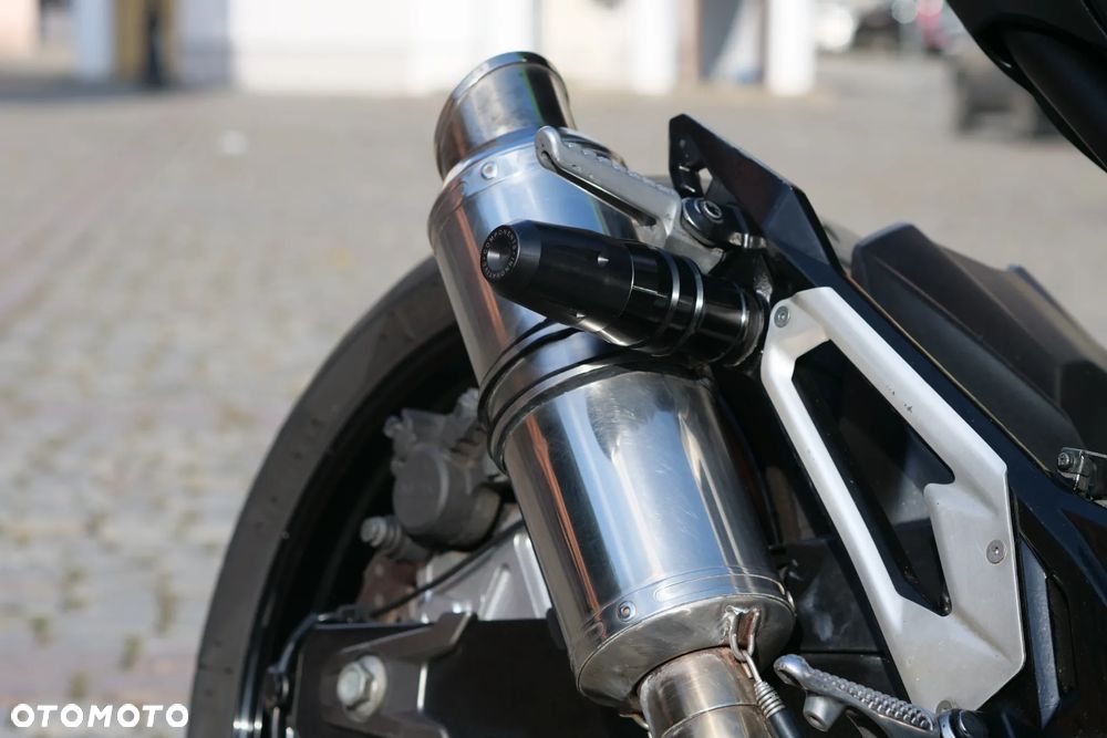 Kawasaki Z - 19