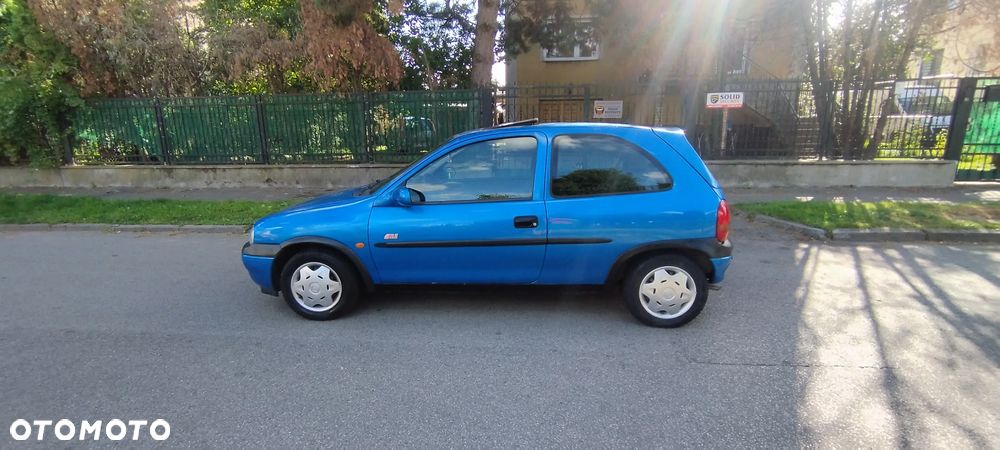 Opel Corsa - 4