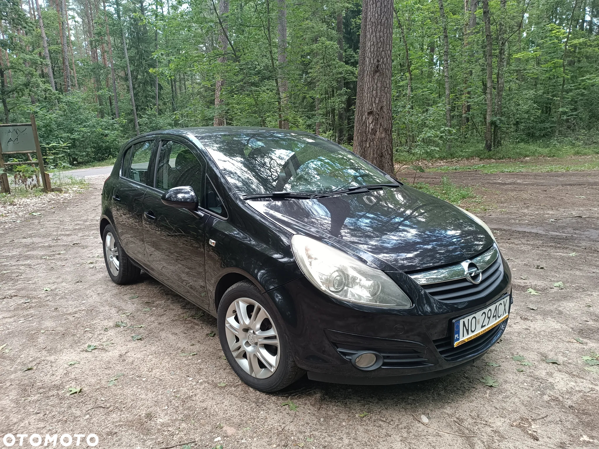 Opel Corsa 1.2 16V Essentia - 14