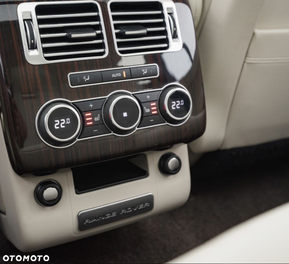 Land Rover Range Rover 4.4SD V8 Vogue - 13