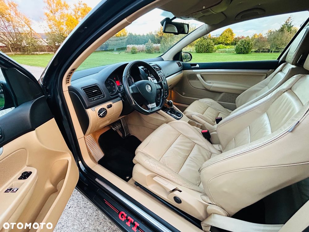 Volkswagen Golf 2.0 GTI DSG - 10