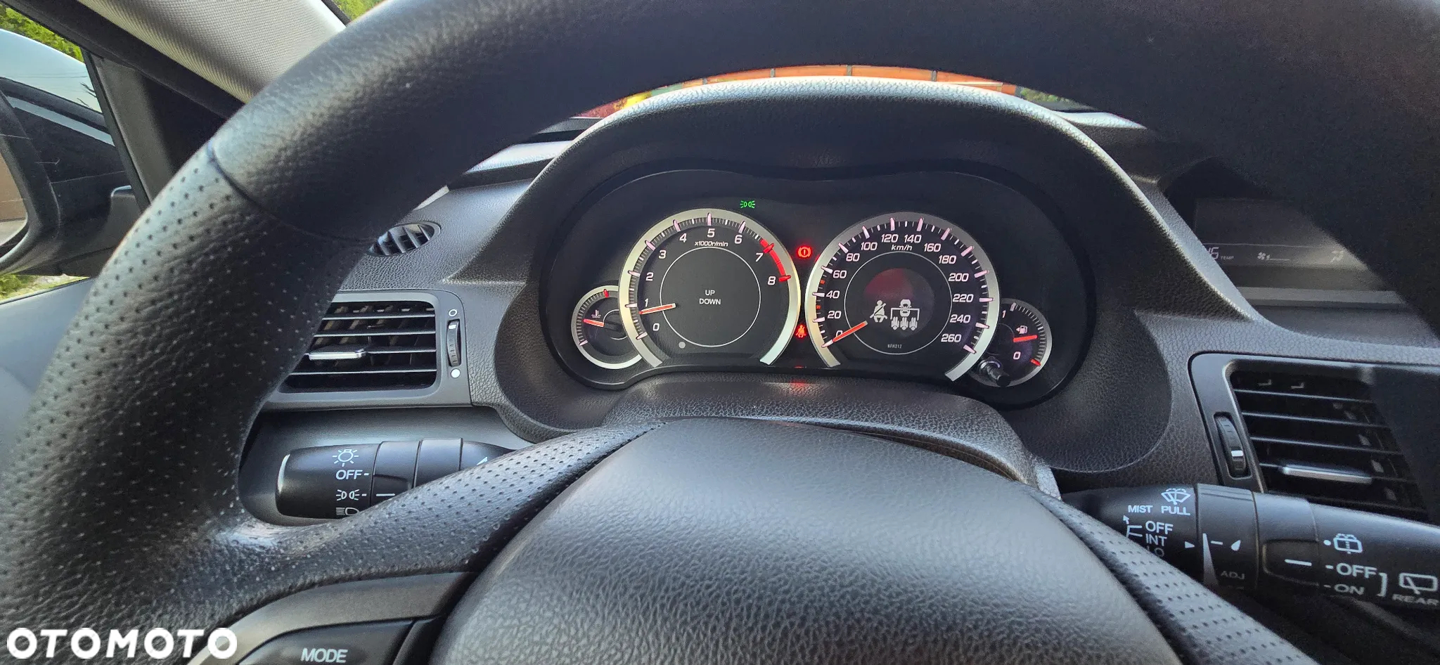 Honda Accord - 33
