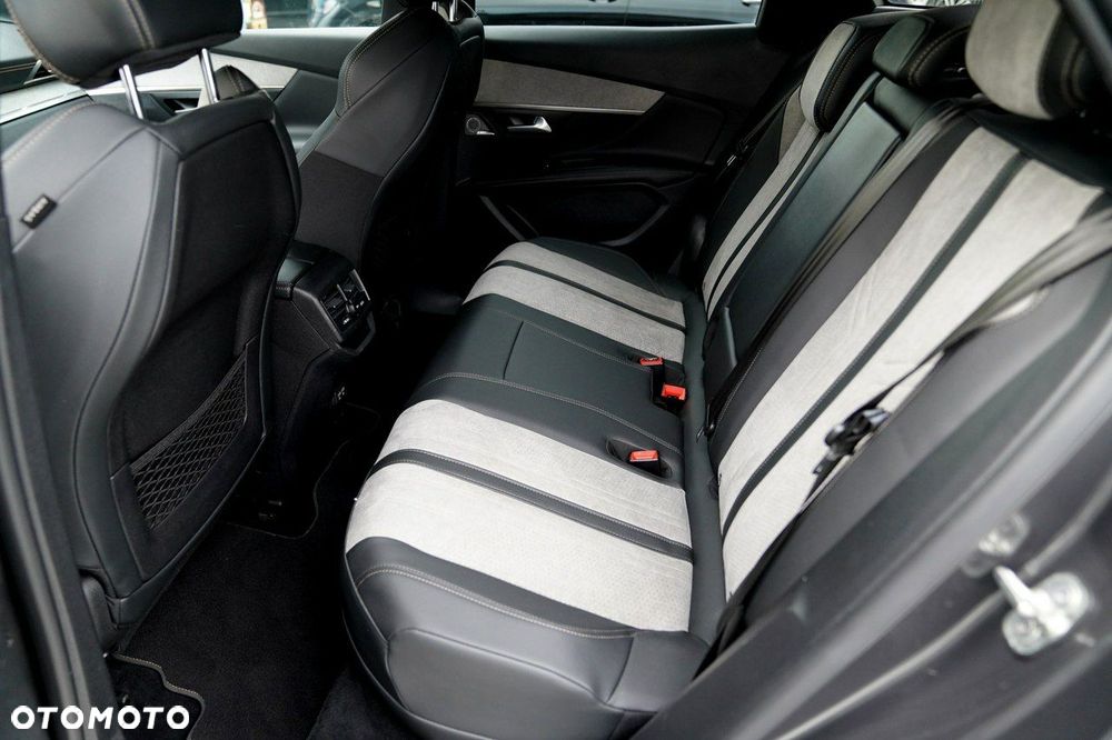 Peugeot 3008 - 21