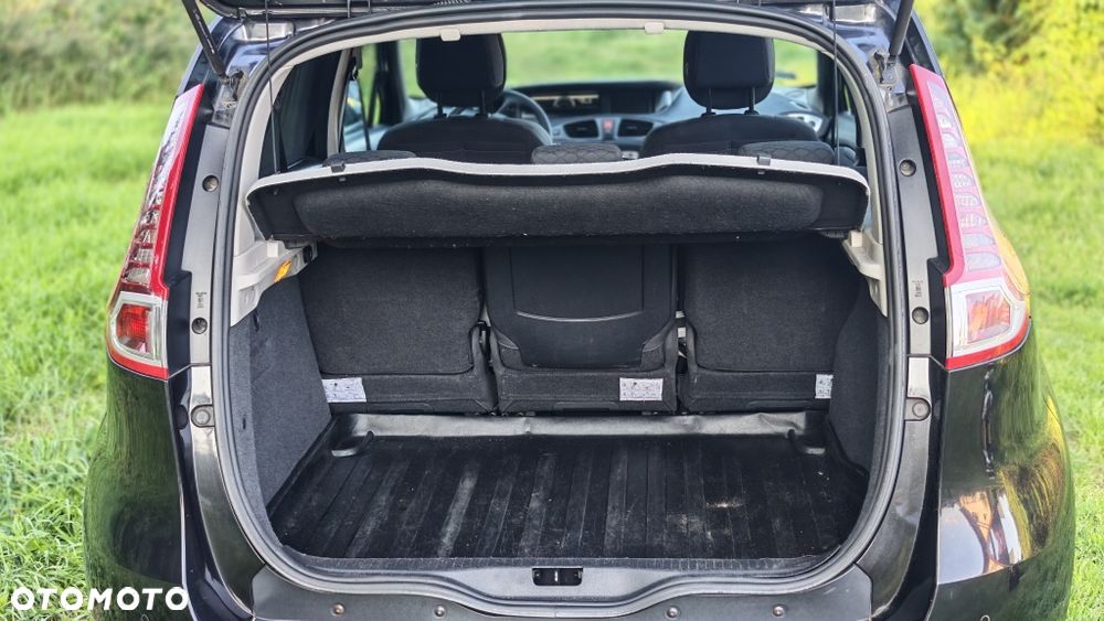 Renault Scenic - 8