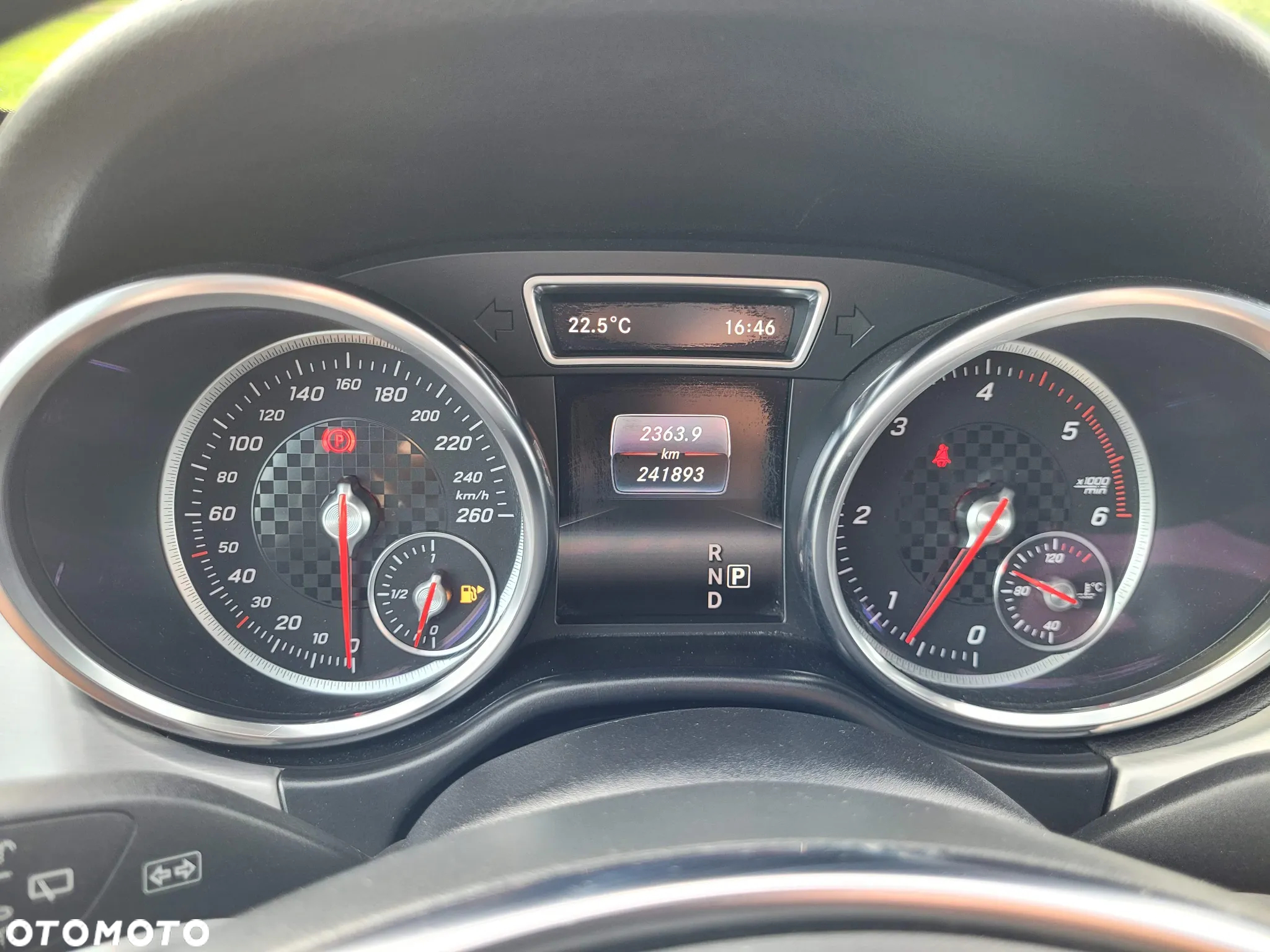 Mercedes-Benz GLE 350 d 4-Matic - 16