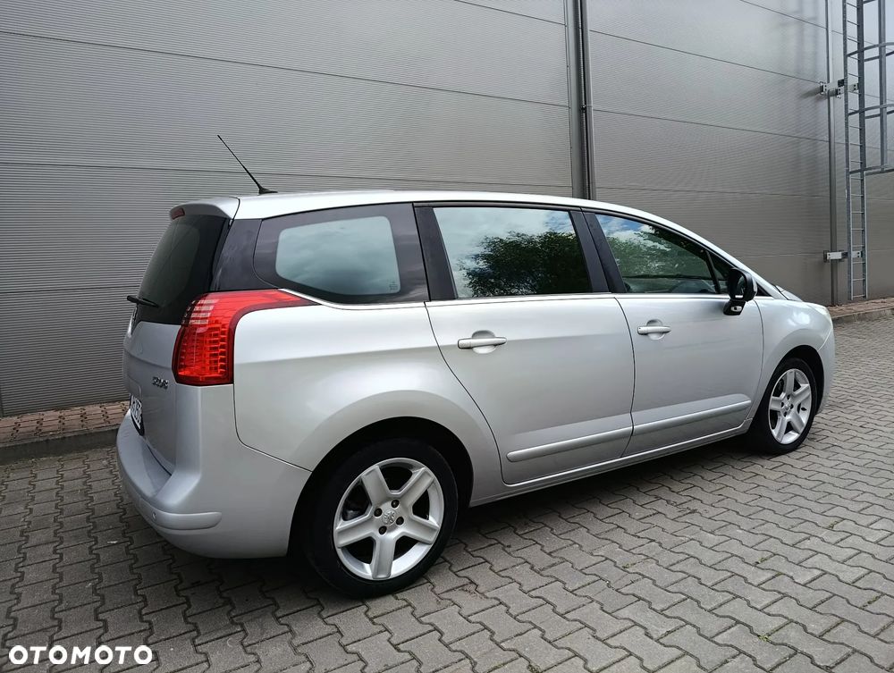 Peugeot 5008 155 THP Family Plus - 11