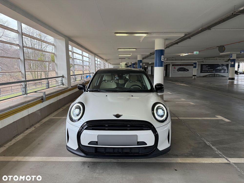 MINI Cooper Standard - 11