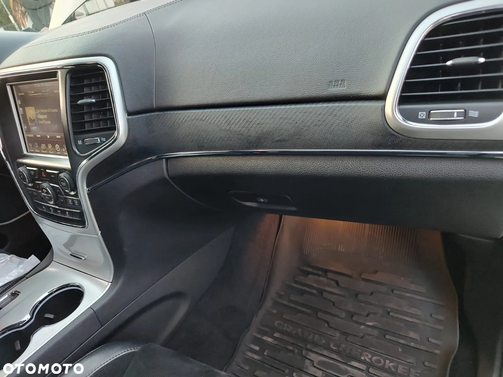 Jeep Grand Cherokee 6.4 V8 SRT8 - 8