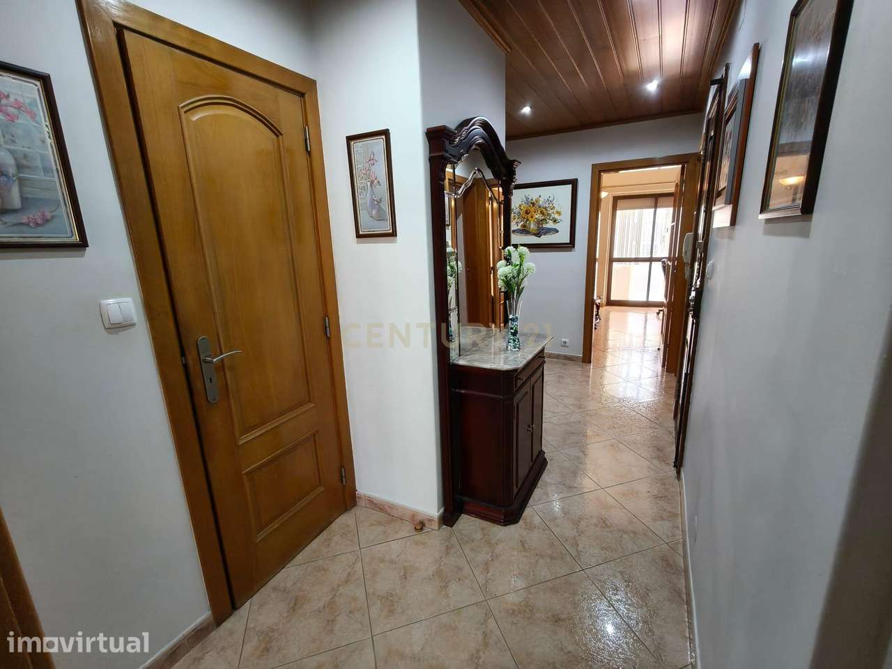 Apartamento T2 na Cruz de Pau, Seixal - Excelente Localização - Grande imagem: 5/17