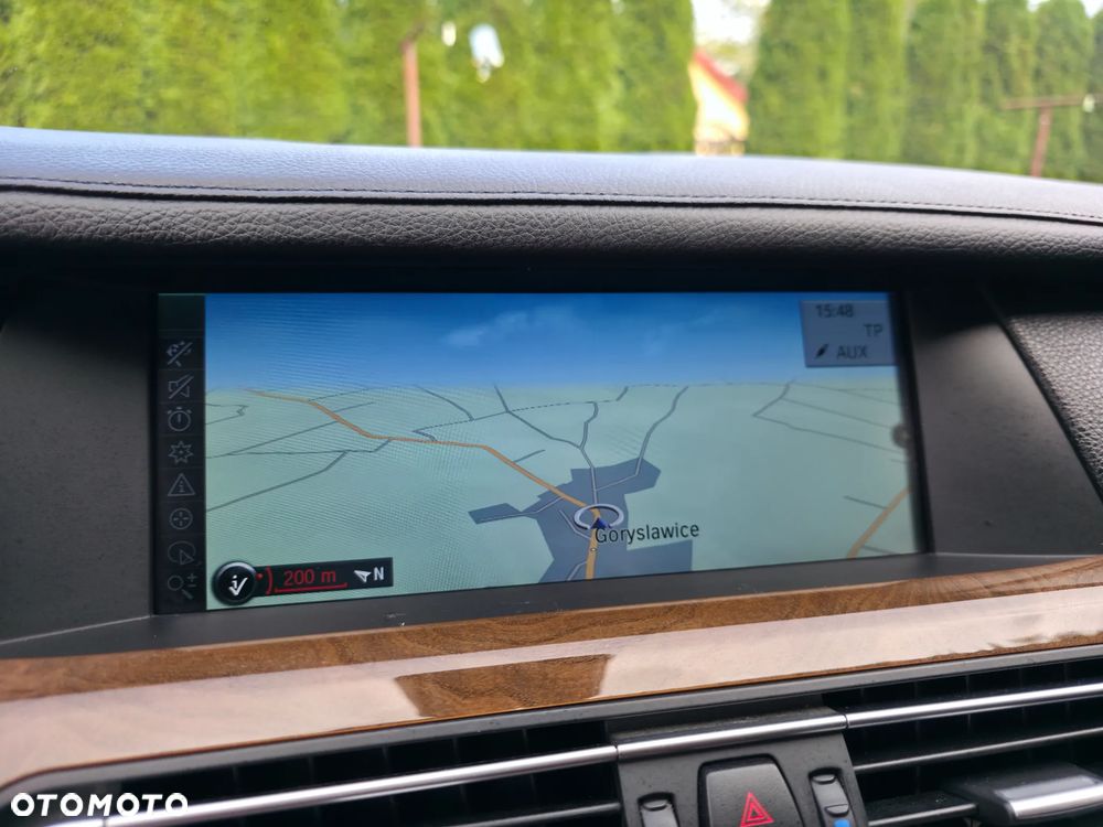 BMW Seria 7 740i - 28