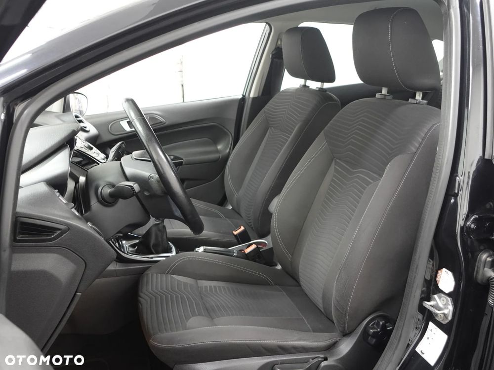 Ford Fiesta - 20