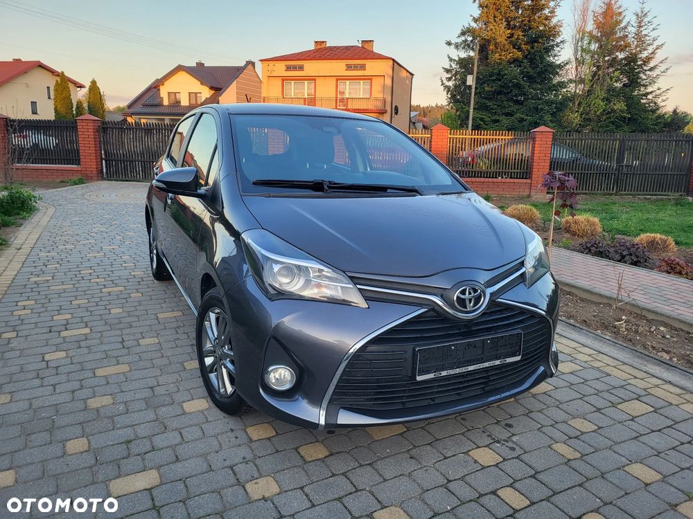 Toyota Yaris 1.33 Premium - 8