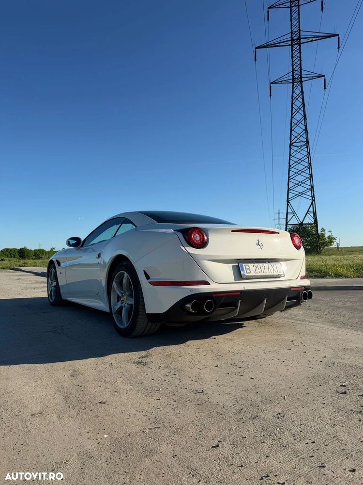 Ferrari California - 12