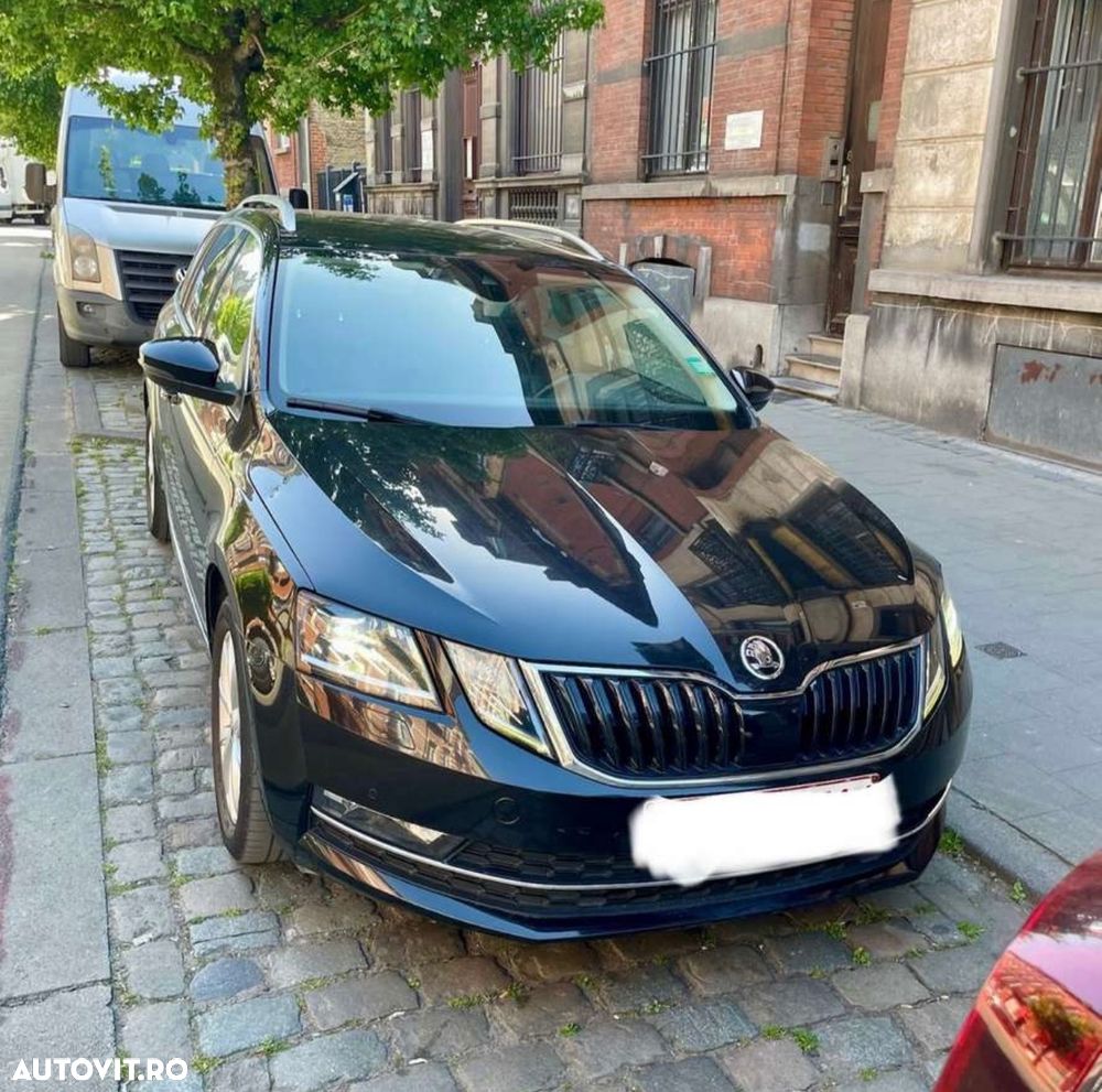 Skoda Octavia 1.6 TDI DSG Style - 1