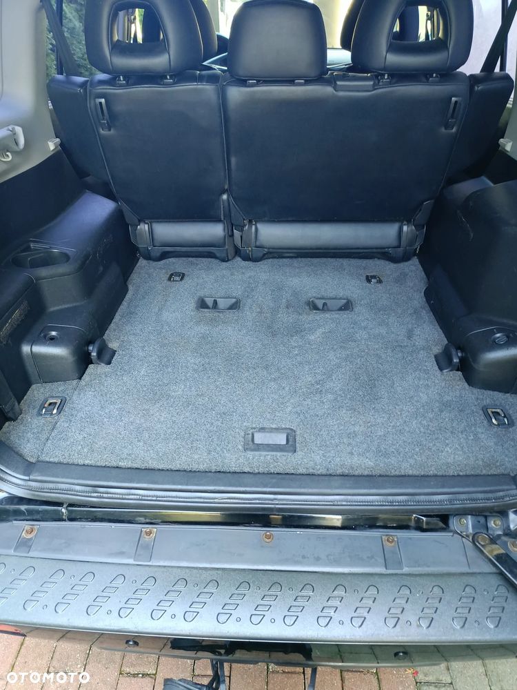 Mitsubishi Pajero - 18