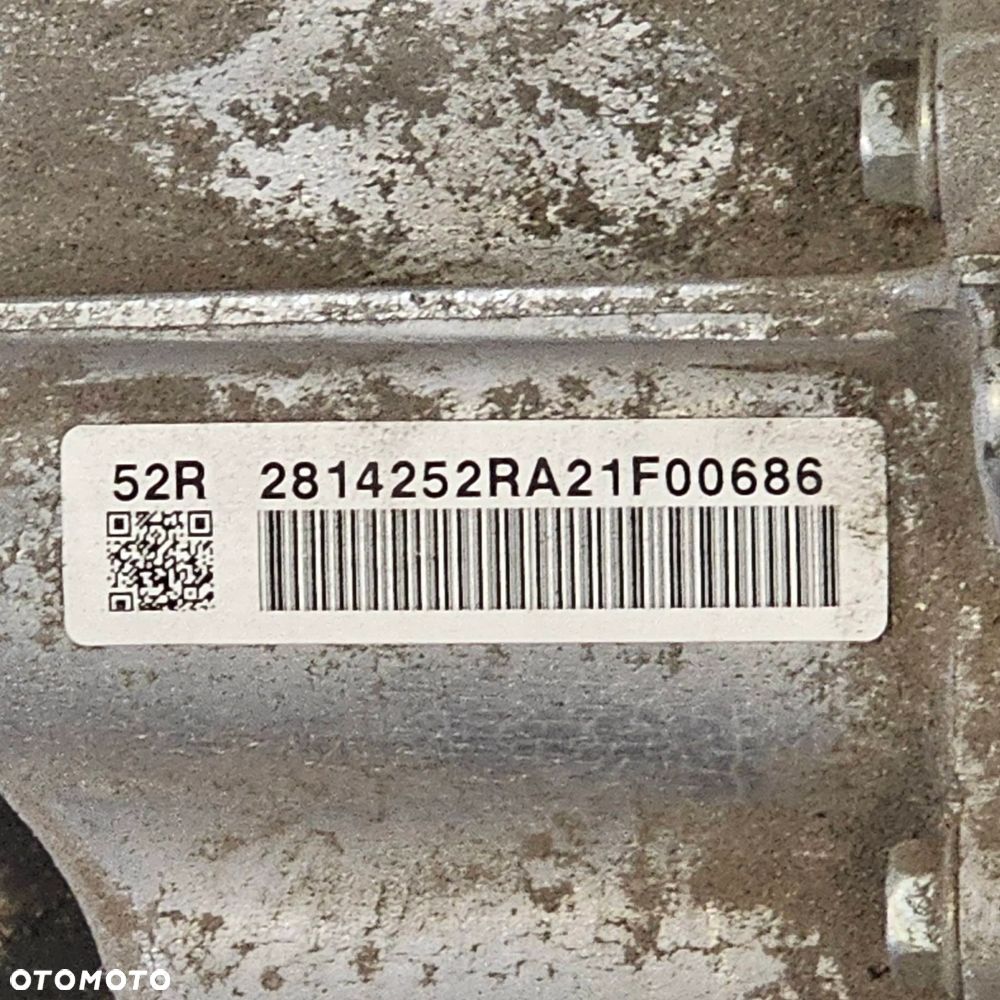 TOYOTA MIRAI II FCEV 2021 Silnik elektryczny FCEV - 5