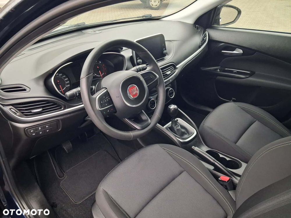 Fiat Tipo 1.4 T-Jet 16v Easy - 20