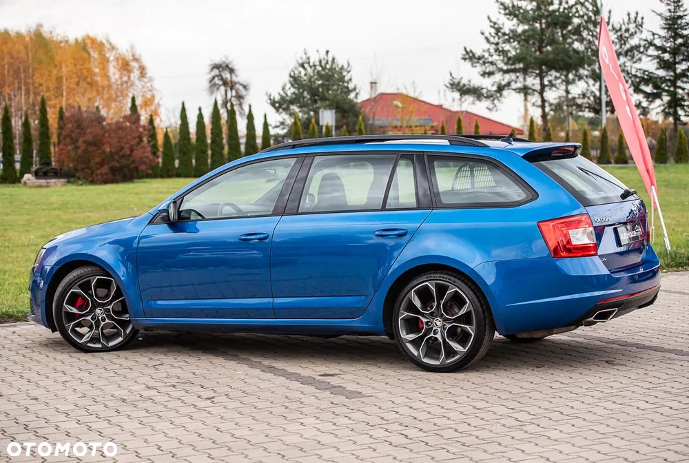 Skoda Octavia 2.0 TDI (Green tec) 4x4 DSG RS - 14