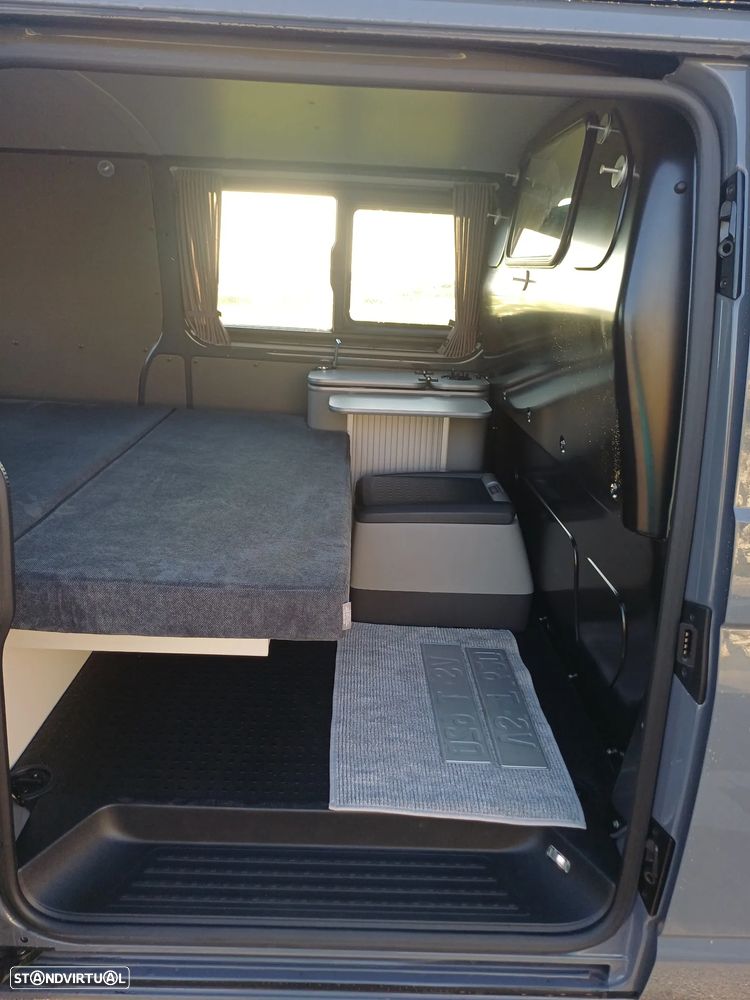 VW Transporter California T6.1 Beach Tour - 11