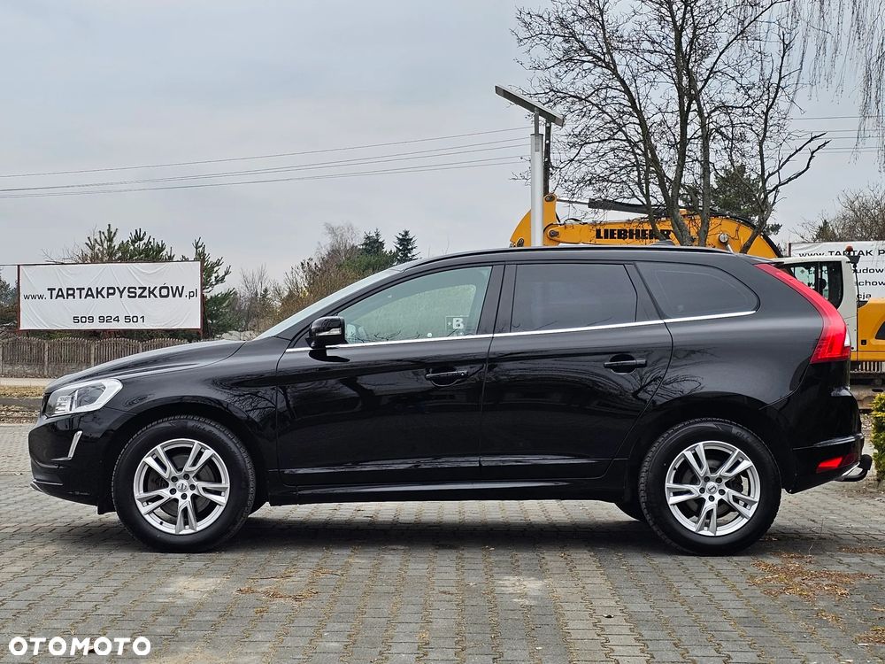Volvo XC 60 D4 Momentum - 9