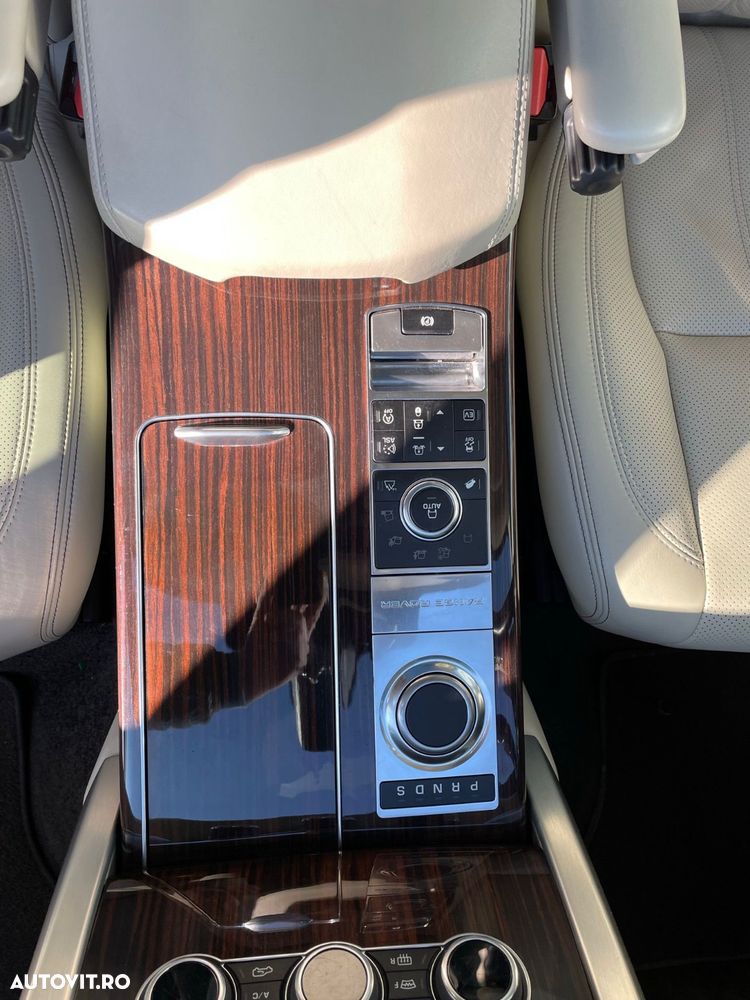Land Rover Range Rover 3.0 I SDV6 HEV Vogue SE - 12