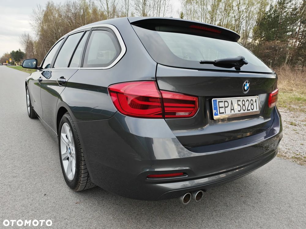 BMW Seria 3 320d - 12