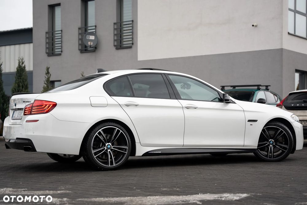 BMW Seria 5 M550d xDrive Sport-Aut - 13