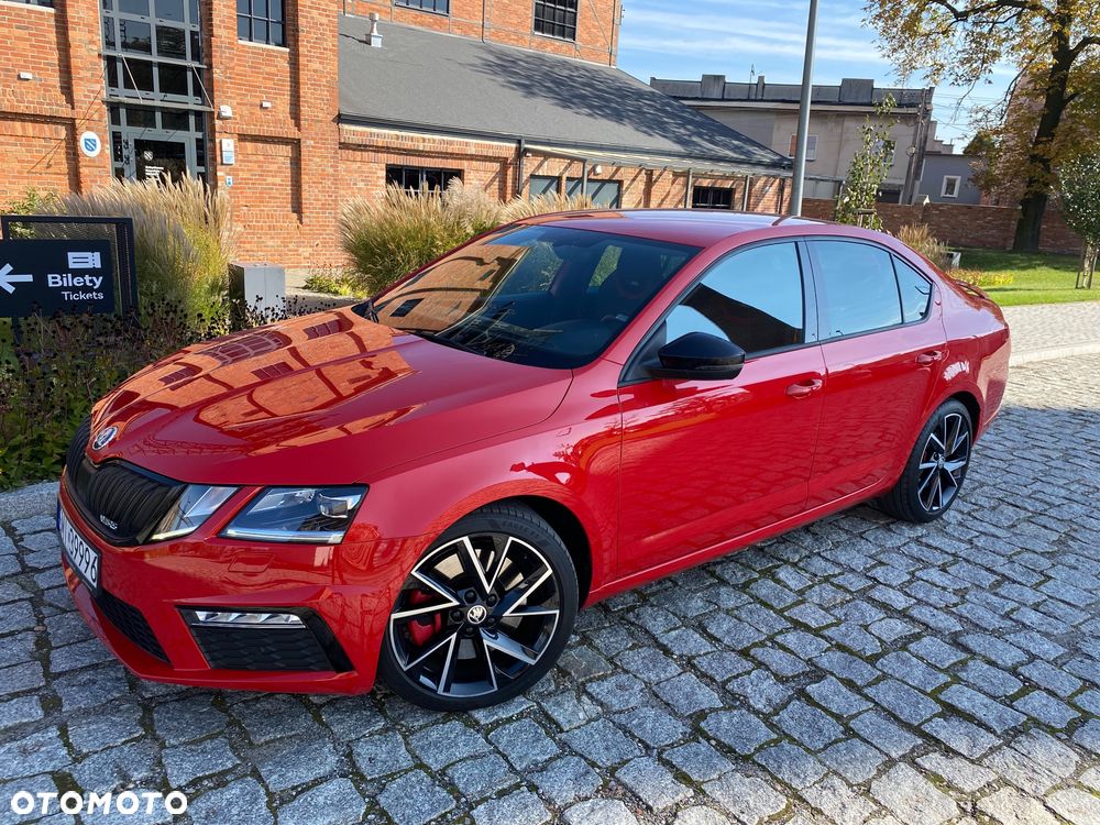 Skoda Octavia 2.0 TSI RS 245 DSG - 2