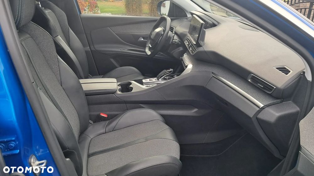 Peugeot 3008 BlueHDi 130 Stop & Start EAT8 Allure Pack - 17