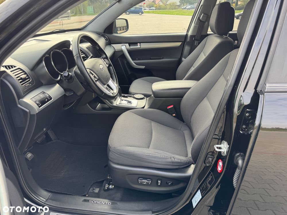 Kia Sorento 2.4 CVVT Attract - 6