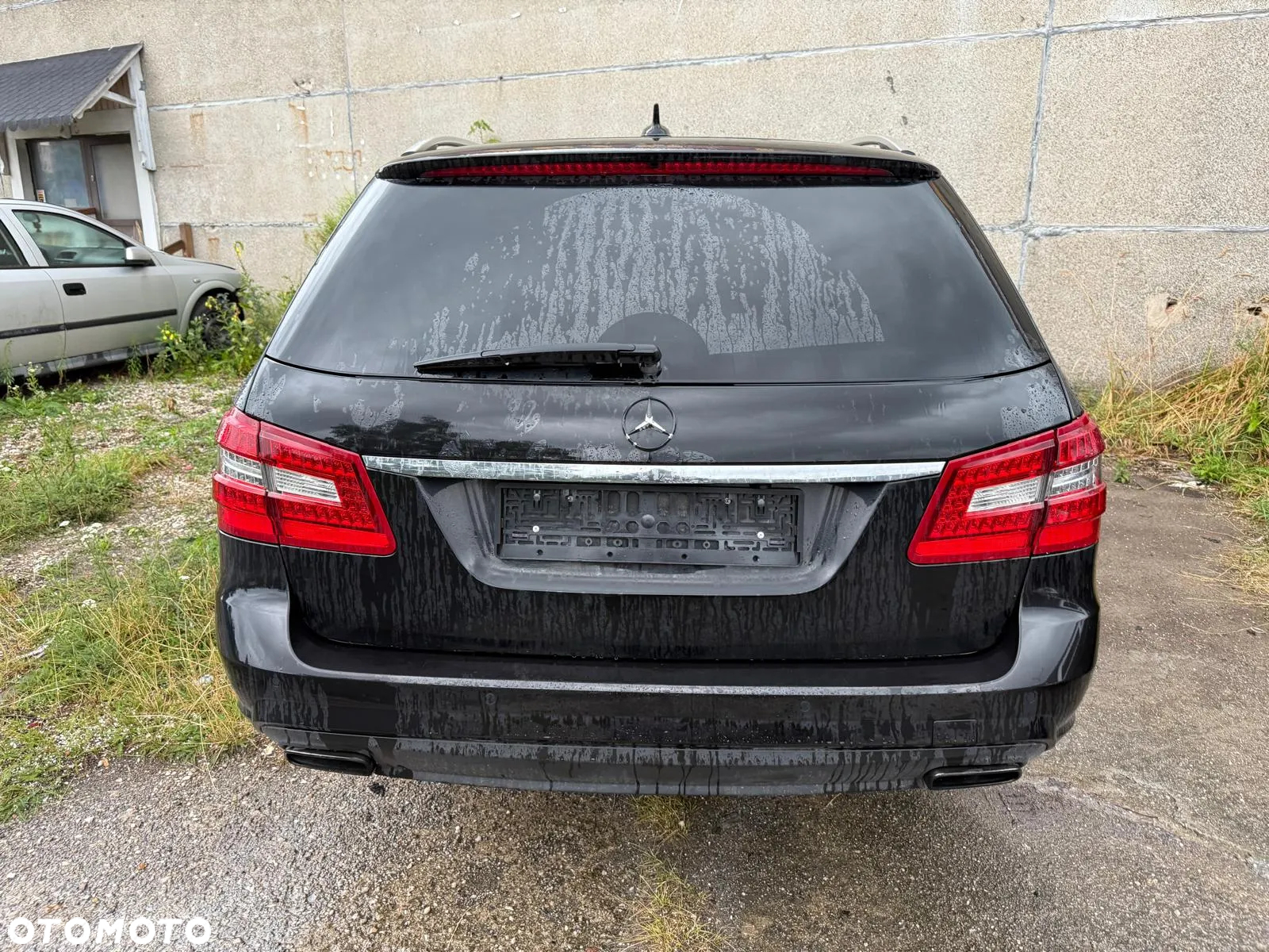 Mercedes-Benz Klasa E 350 CDI 4-Matic BlueEff Avantgarde - 3