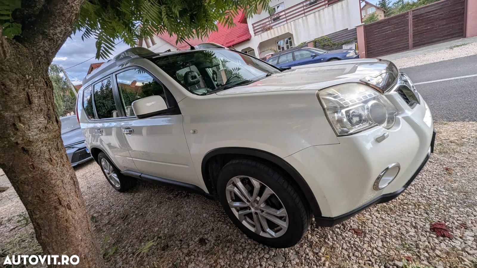 Nissan X-Trail 2.0 dCi DPF All Mode 4X4-i Elegance Aut - 17