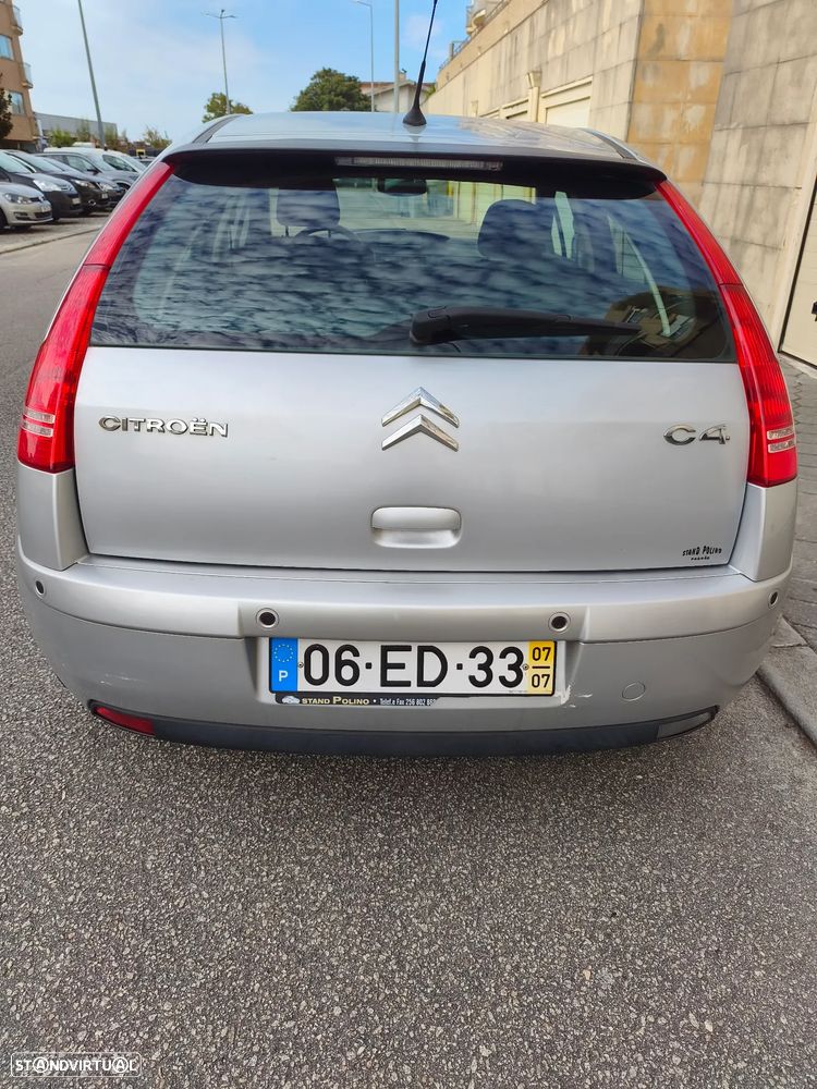 Citroën C4 1.4 16V SX - 2