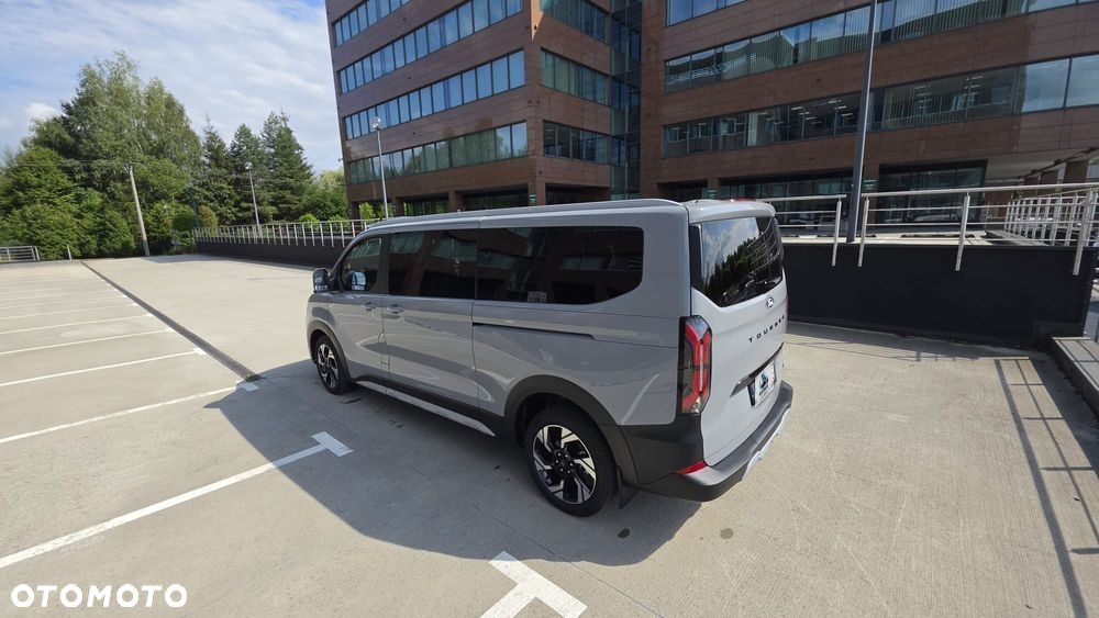 Ford Tourneo Custom - 10