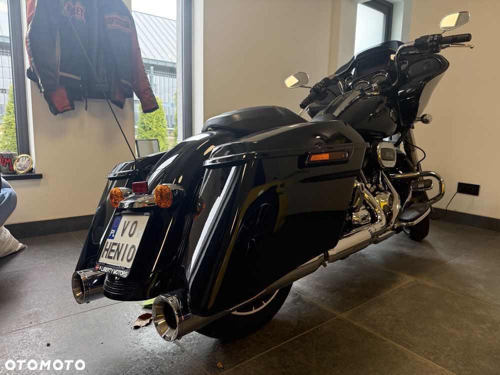 Harley-Davidson Touring Road Glide - 6