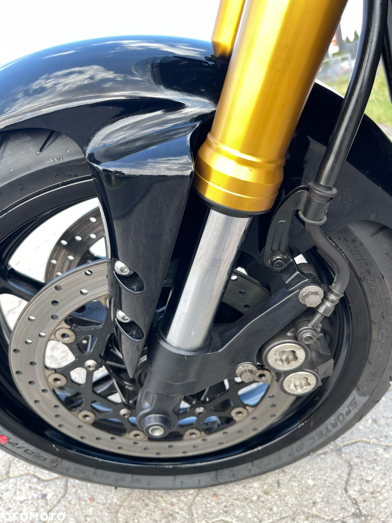 Yamaha FZ - 27