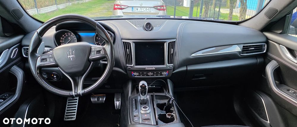 Maserati Levante - 15