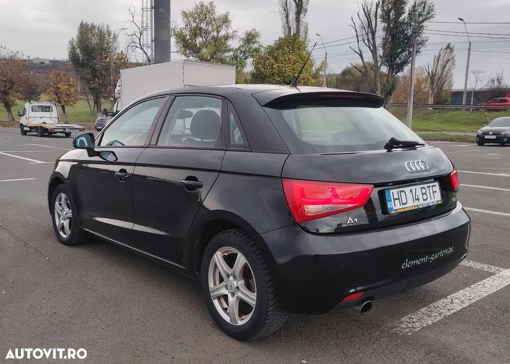 Audi A1 ack 1.6 TDI Attraction - 4