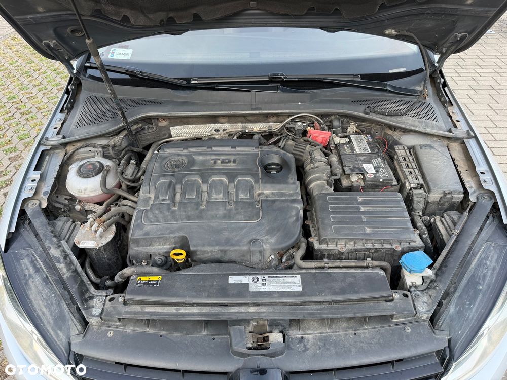 Volkswagen Golf 2.0 TDI BMT Highline DSG EU6 - 17