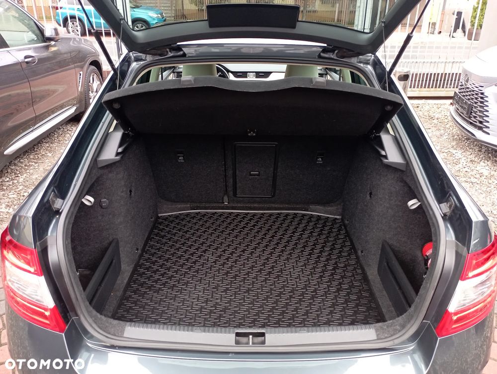 Skoda Octavia 2.0 TDI 4x4 Style - 27