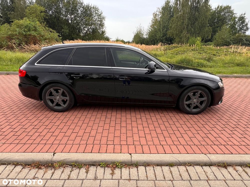 Audi A4 Avant - 6