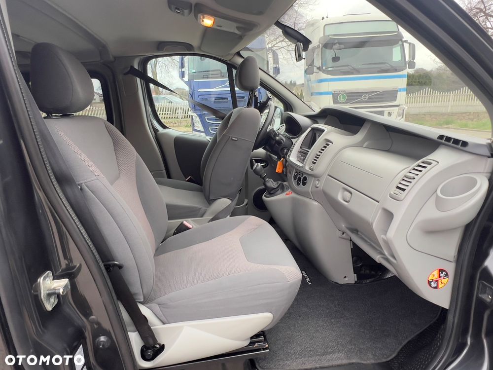 Opel Vivaro - 27