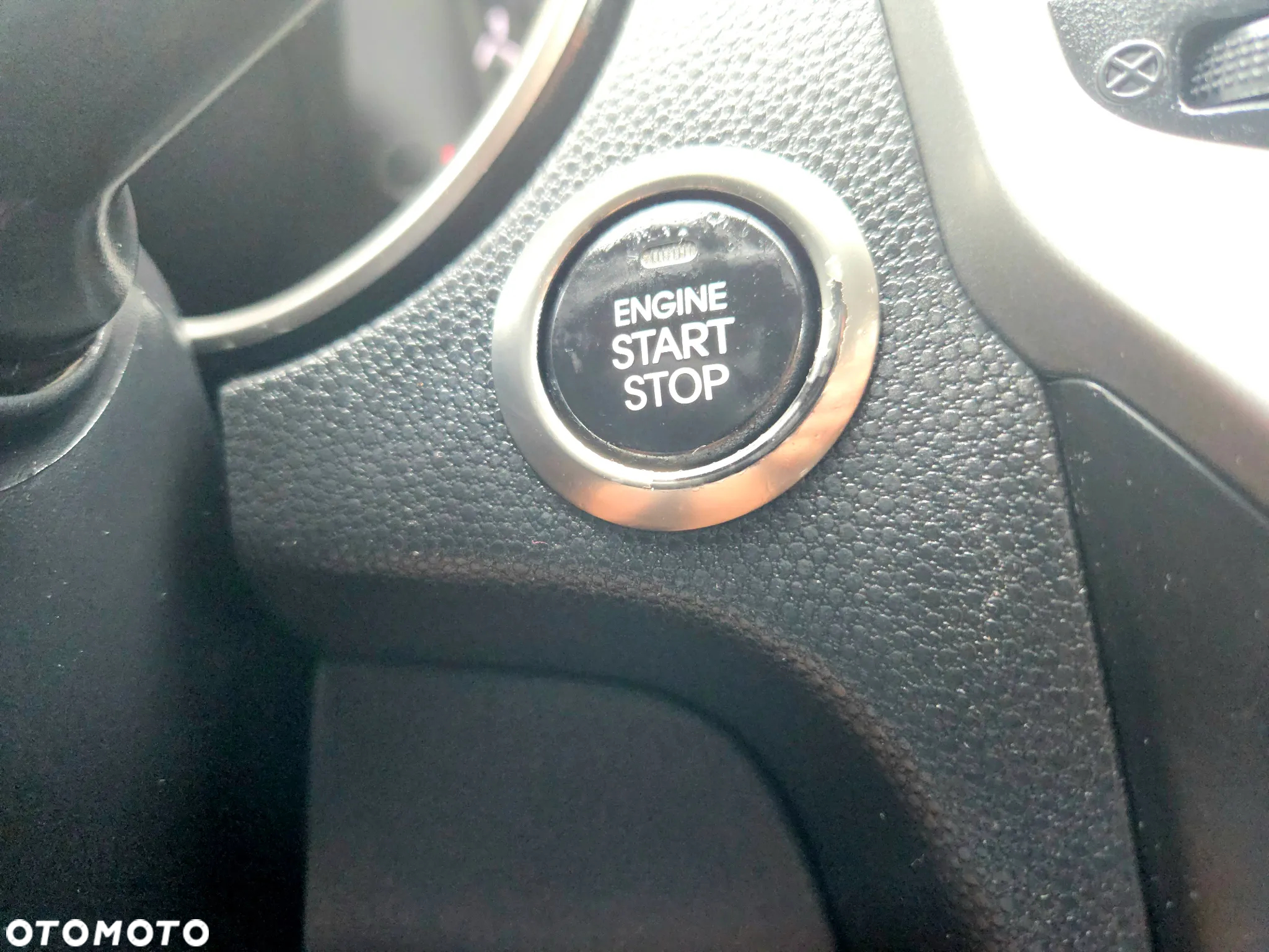 Kia Venga 1.6 CRDi 128 Fifa World Cup Edition - 37
