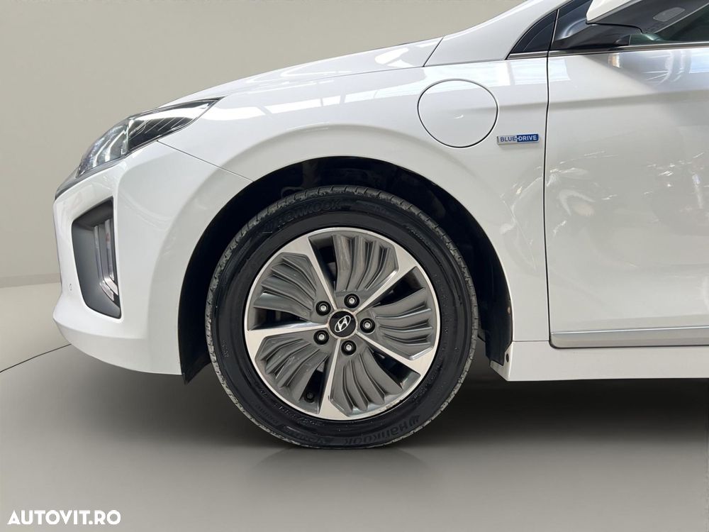 Hyundai IONIQ 1.6 141CP Exclusive - 37