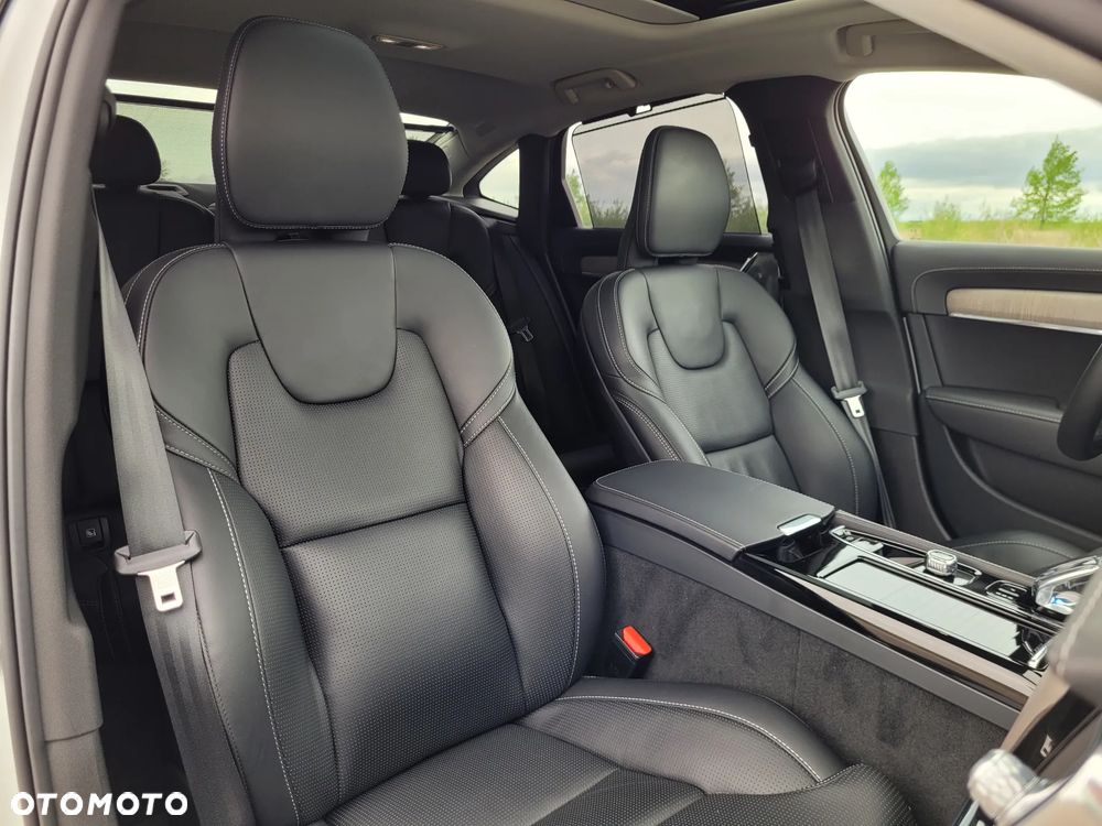Volvo S90 T8 AWD Plug-In Hybrid Ultimate Dark - 38