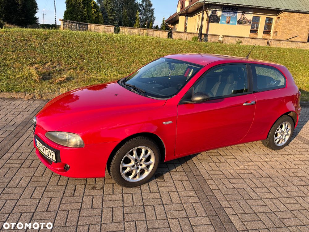 Alfa Romeo 147 1.6 Twin Spark Distinctive - 3