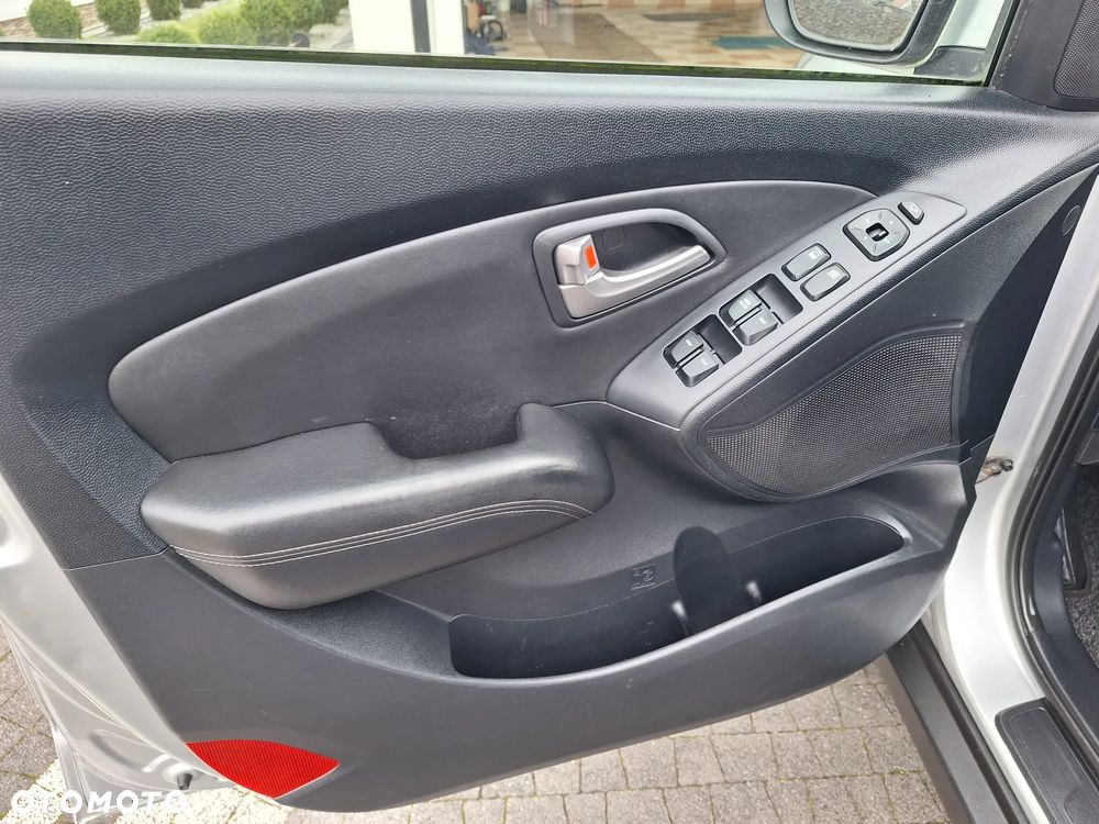 Hyundai ix35 2.0 4WD Premium - 25