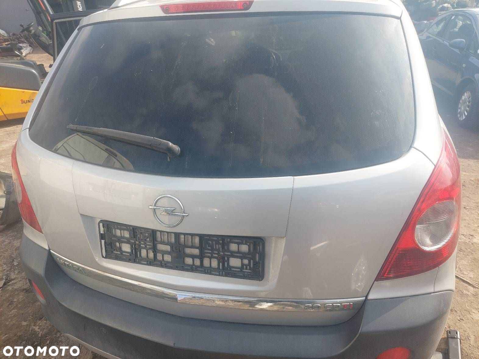 KOMPLETNY TYŁ KLAPA ZDERZAK LAMPA OPEL ANTARA I 92U - 6